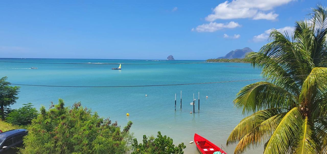 T2 Les pieds dans l'eau face à la mer des caraïbes Sainte Luce - Trois Rivières Exterior foto